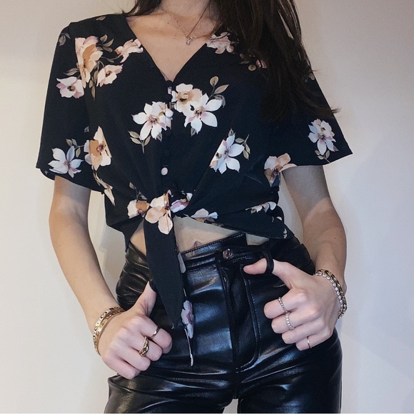 Dynamite floral shirt - Picture 1 of 2